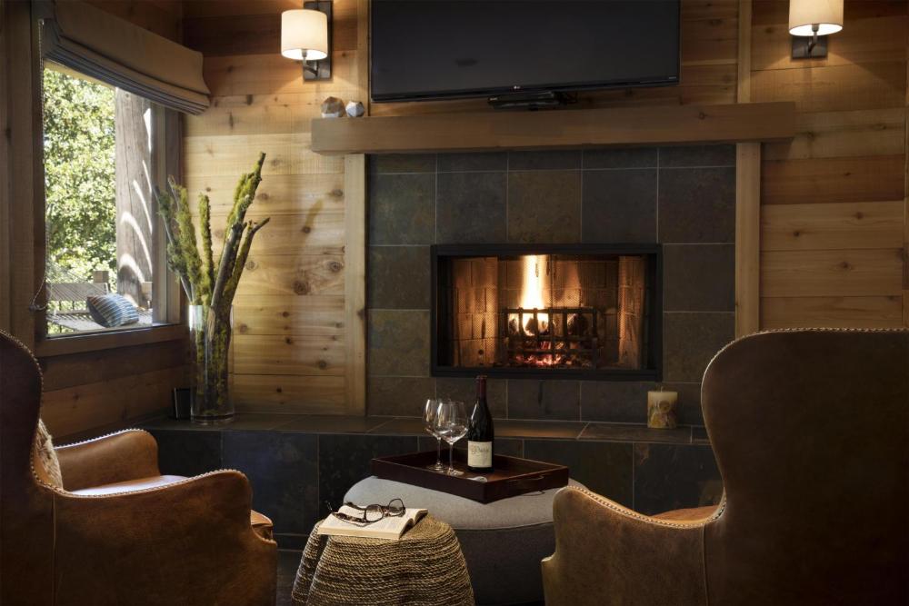 Suite interior