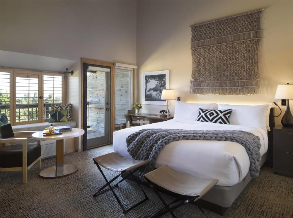 King Room interior